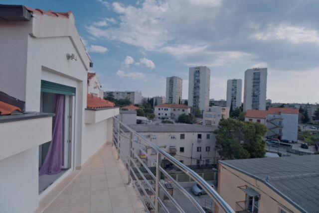 Apartments Nova Split Exteriör bild